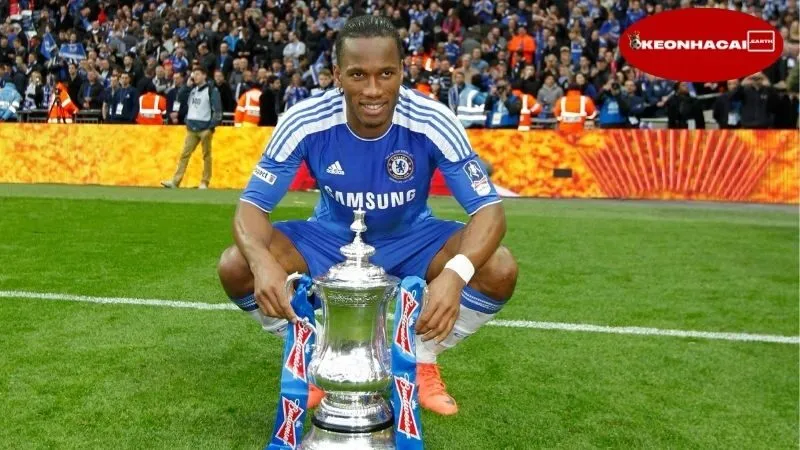 MU từ chối đề nghị đổi cầu thủ của Chelsea – Thương vụ đầy chông gai 4 Tình hình hiện tại của MU và Chelsea trong thị trường chuyển nhượng