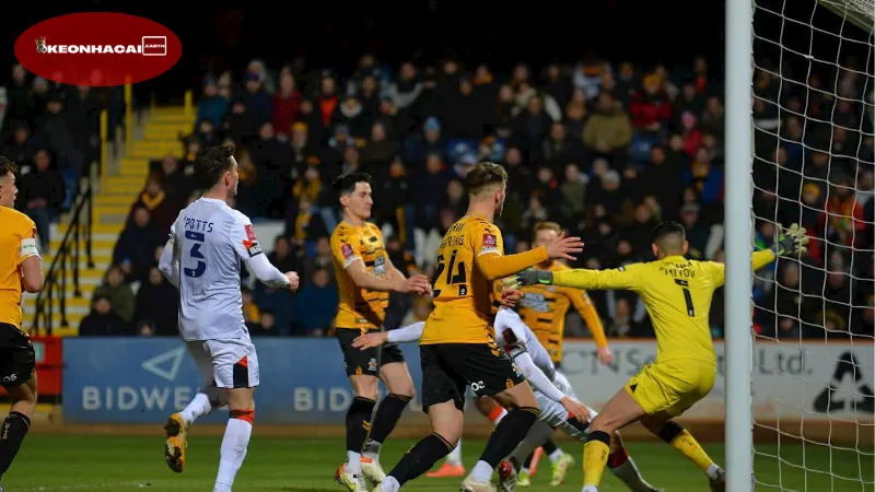 Thông tin lực lượng Cambridge United vs Luton Town mới nhất